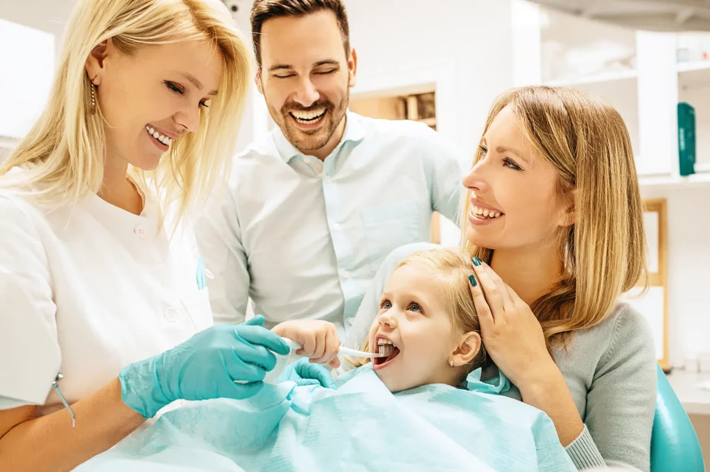 How Family Dentistry Promotes Healthy Smiles Across Generations